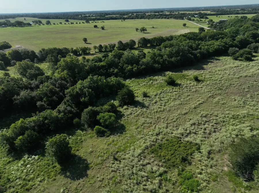 Sandy Hill Farms — 11+ acres of land for sale in Brenham, TX